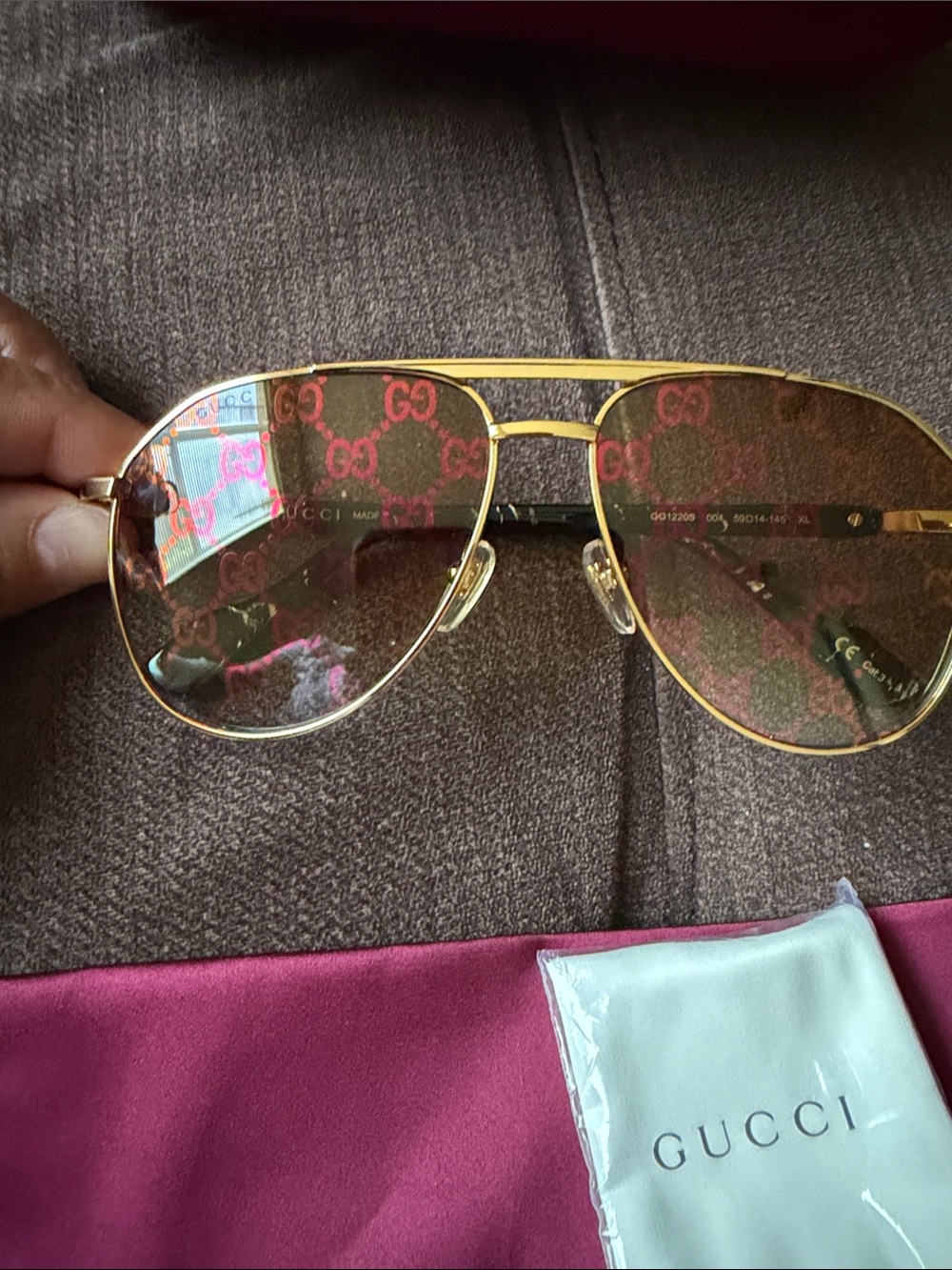 Gucci Sunglasses - Picture 2 of 8